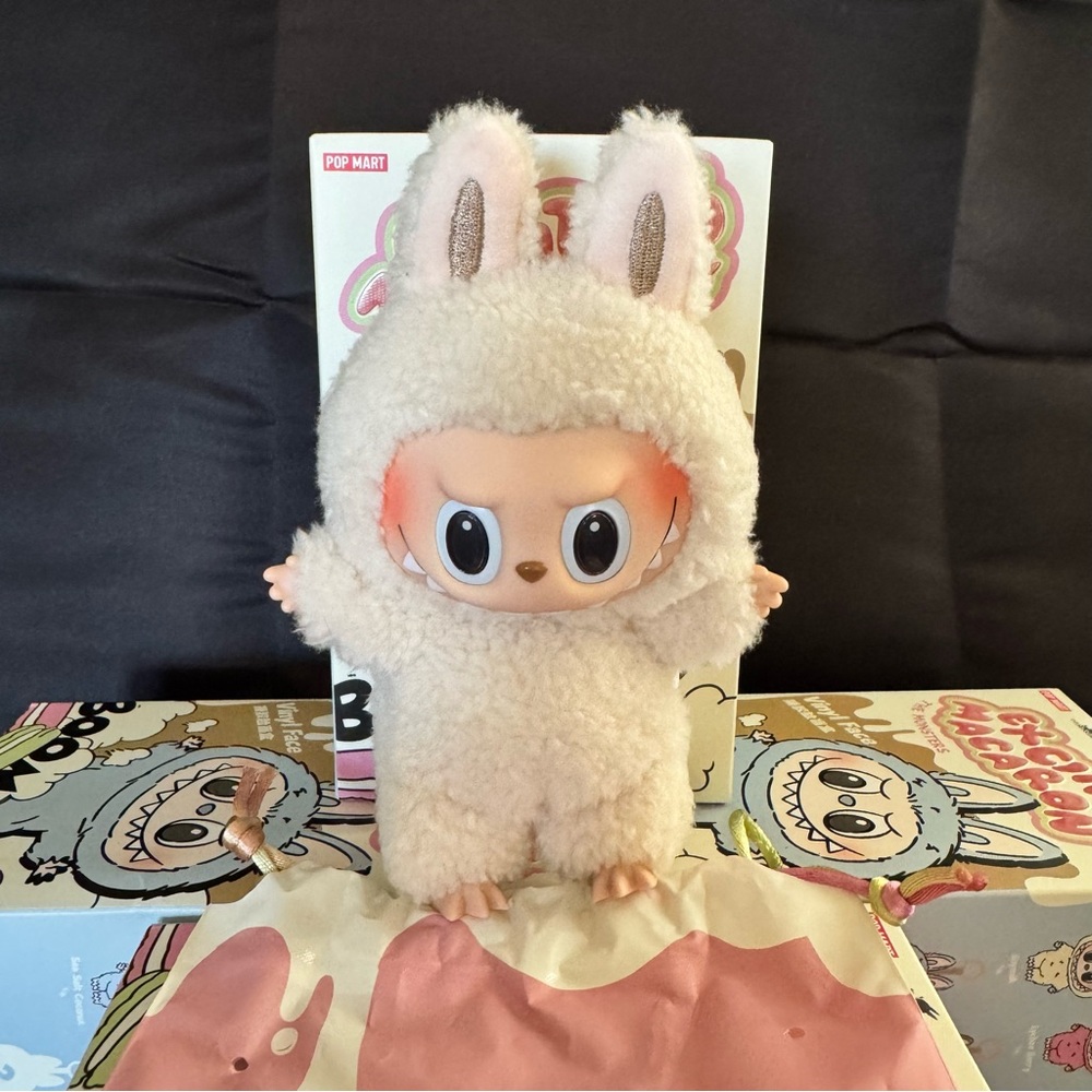 POP MART LABUBU - EXCITING MACAROON - SOY MILK
